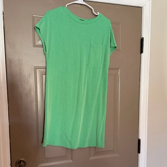 Green Casual Knit Dress - Picture 3 of 3